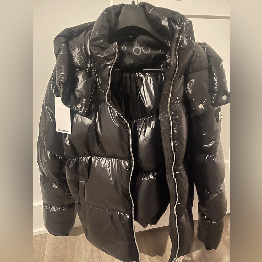 🚨SOLD🚨Moose Knuckles coat - Picture 4 of 5